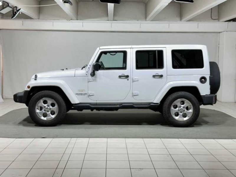 Jeep Wrangler Unlimited usata a Sondrio (2)