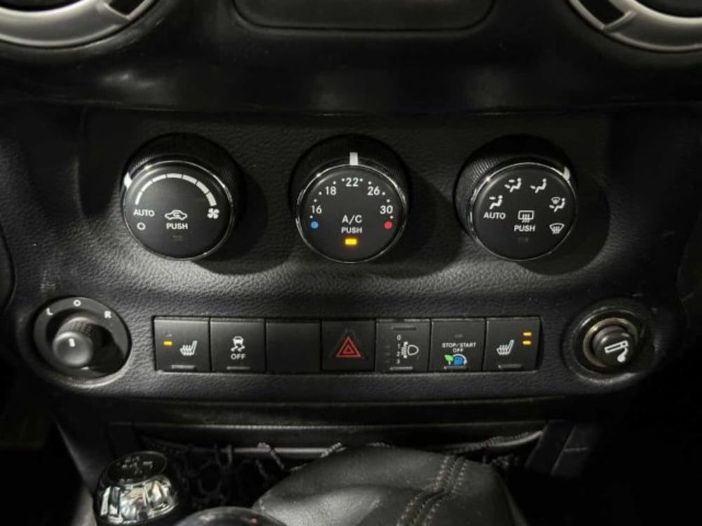 Jeep Wrangler Unlimited usata a Sondrio (20)