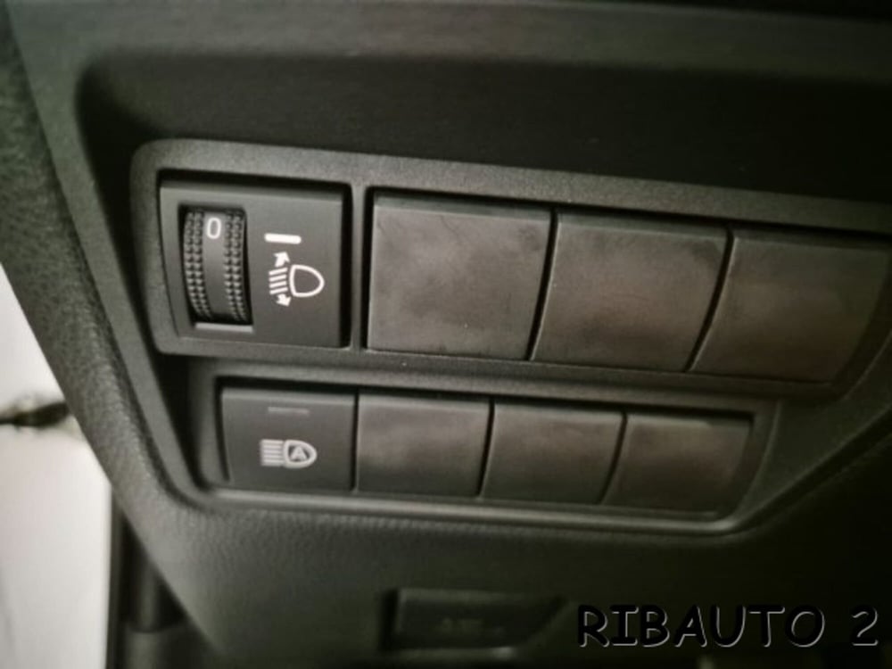 Toyota Yaris Cross nuova a Cuneo (20)