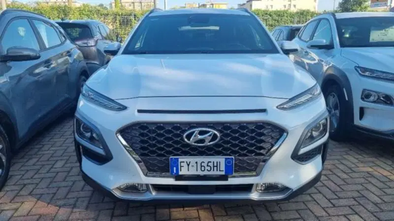 Hyundai Kona usata a Savona