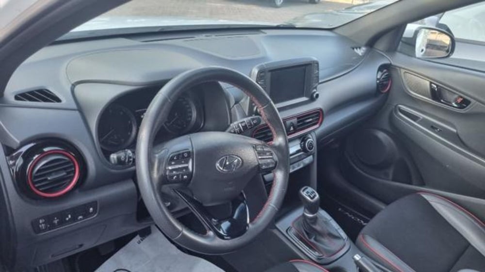 Hyundai Kona usata a Savona (11)