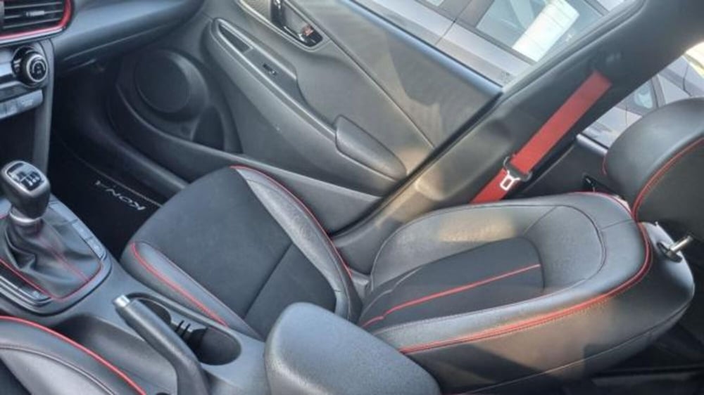 Hyundai Kona usata a Savona (12)