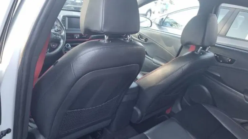 Hyundai Kona usata a Savona (9)