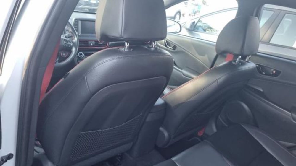 Hyundai Kona usata a Savona (9)