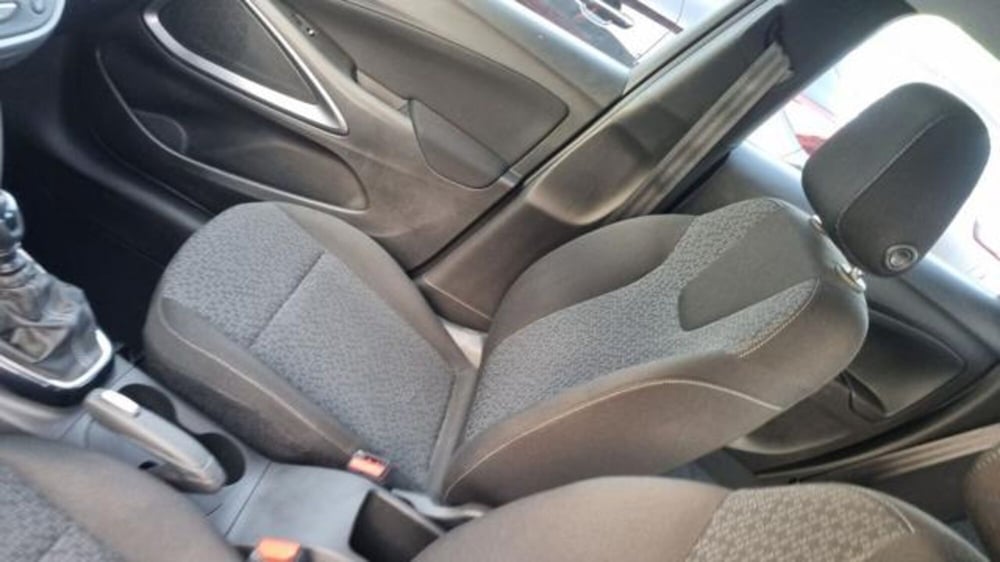 Opel Crossland X usata a Savona (11)