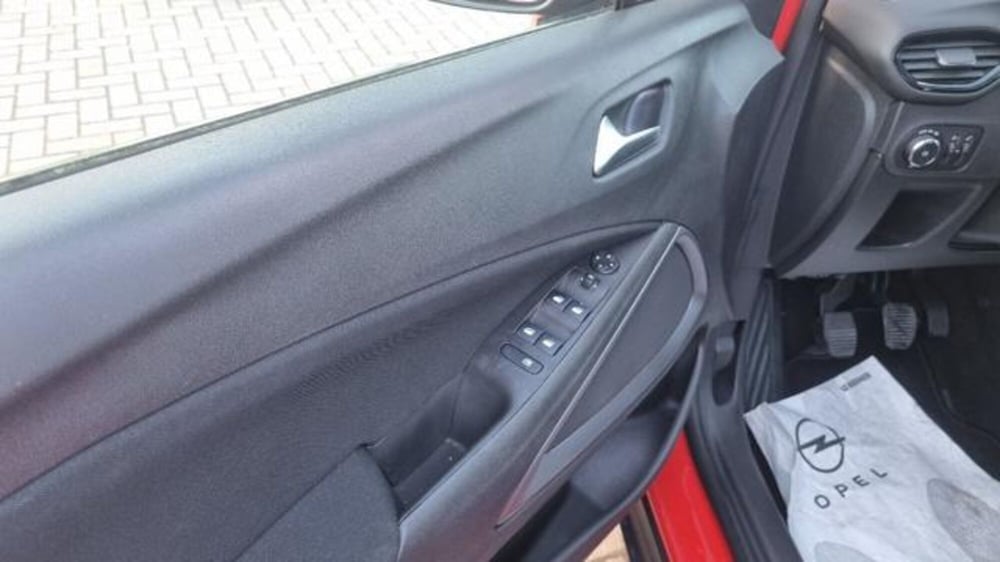 Opel Crossland X usata a Savona (7)