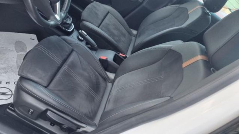 Opel Crossland usata a Savona (18)