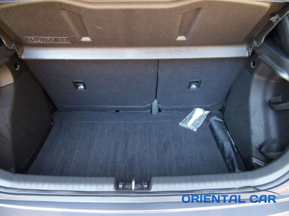 Hyundai i20 usata a La Spezia (14)