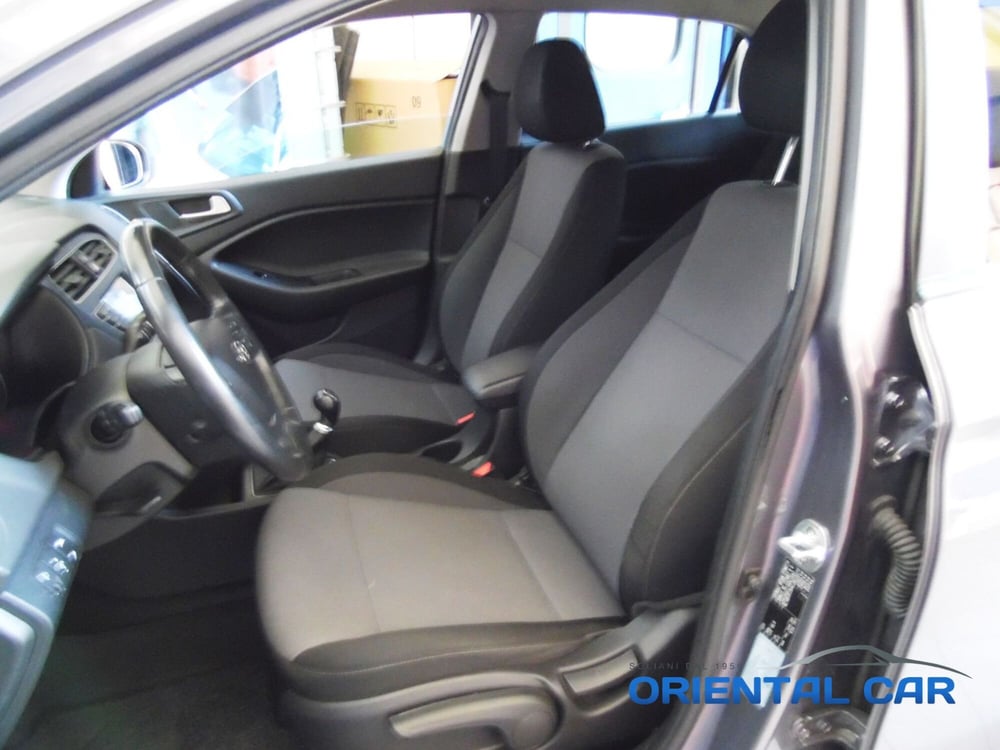 Hyundai i20 usata a La Spezia (17)