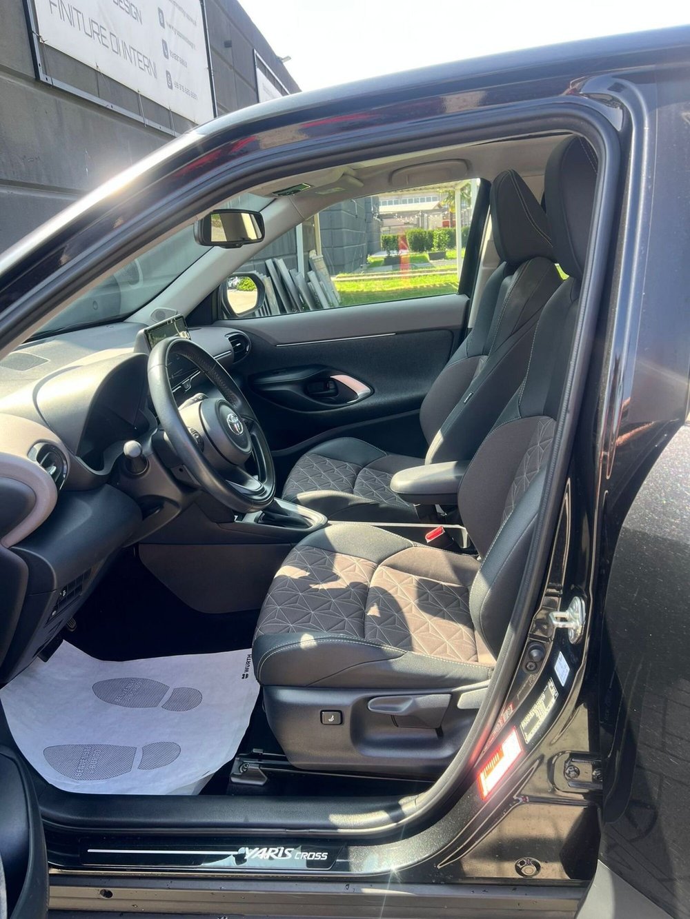 Toyota Yaris Cross usata a Como (7)