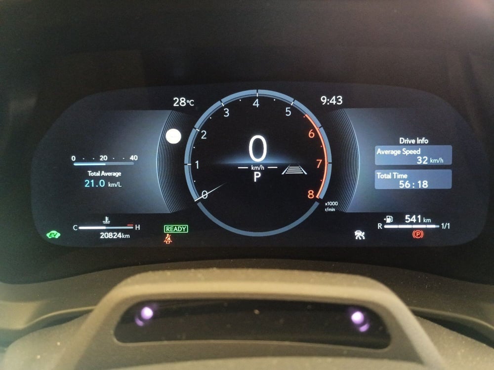 Lexus LBX usata a Milano (13)