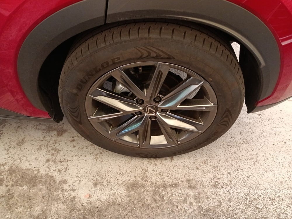Lexus LBX usata a Milano (5)