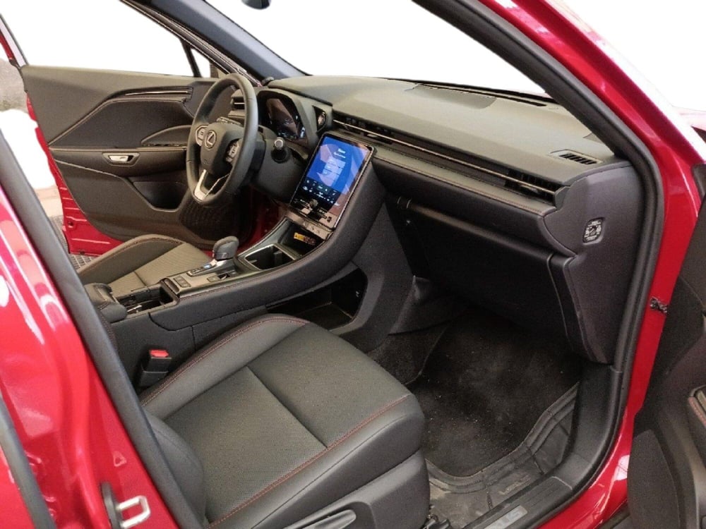 Lexus LBX usata a Milano (6)