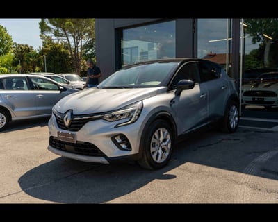 Renault Captur Full Hybrid E-Tech 145 CV Intens del 2022 usata a Musile di Piave