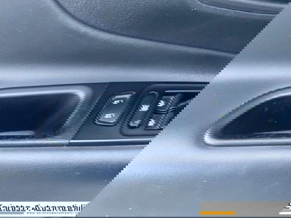 Jeep Renegade usata a Messina (12)