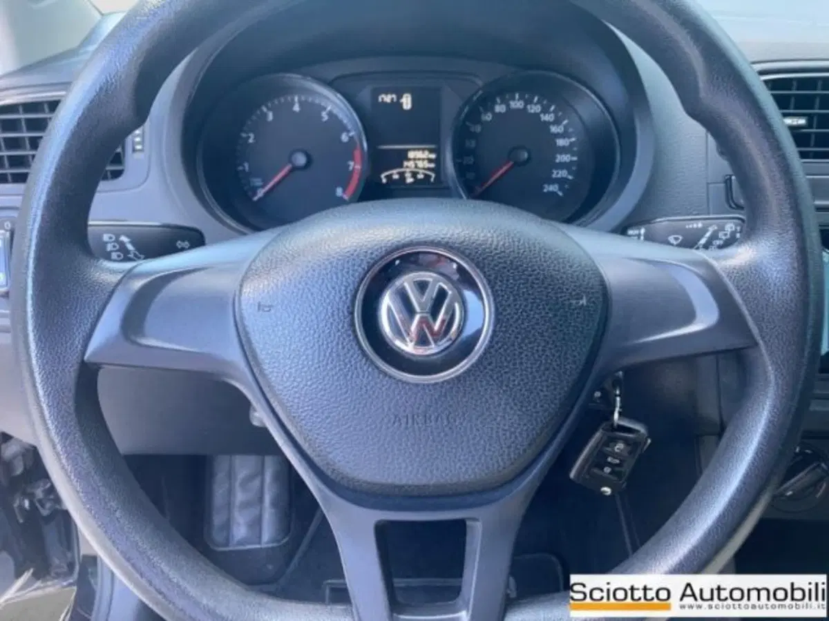 Volkswagen Polo usata a Messina (10)