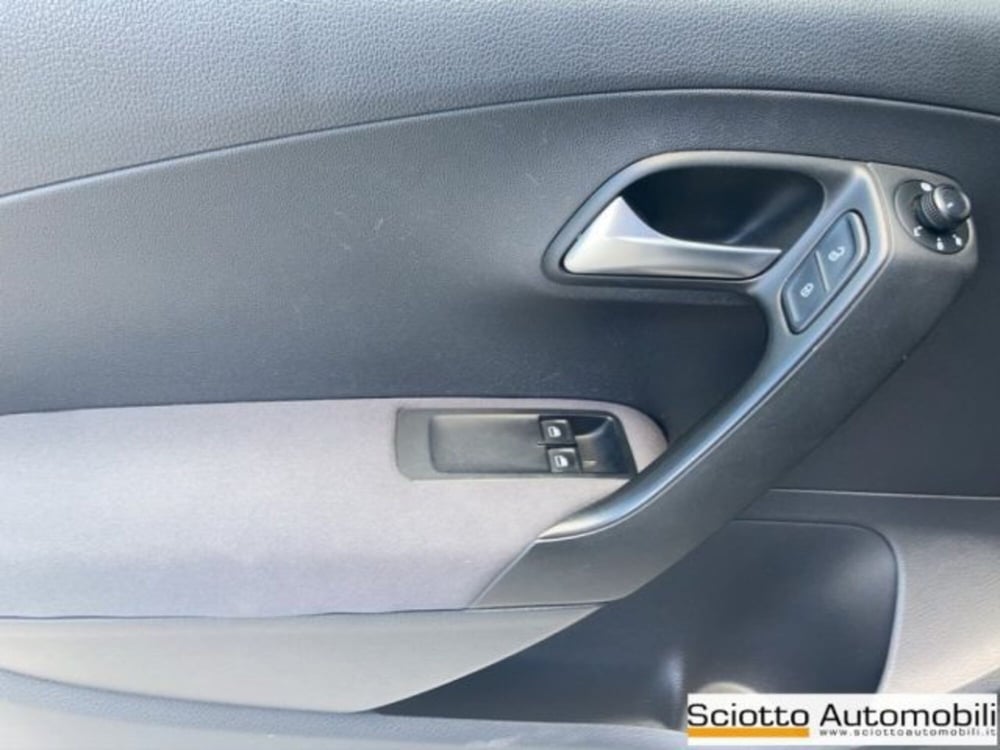 Volkswagen Polo usata a Messina (12)