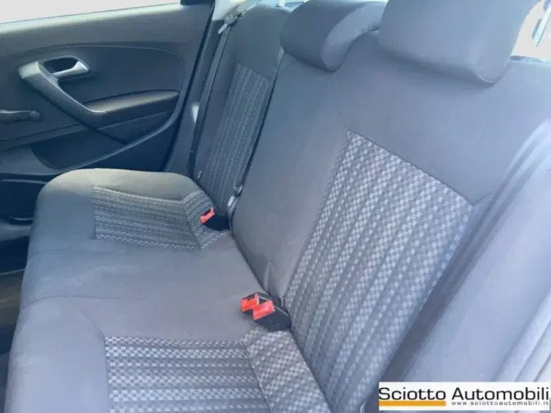Volkswagen Polo usata a Messina (13)