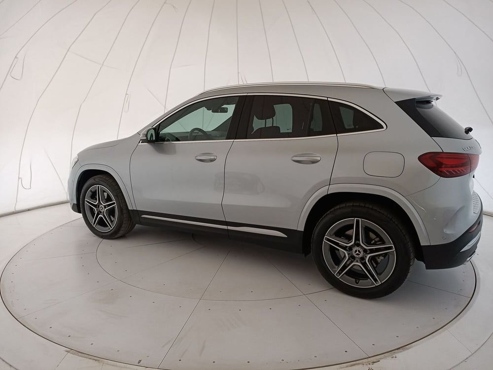 Mercedes-Benz GLA SUV usata a Lecce (3)