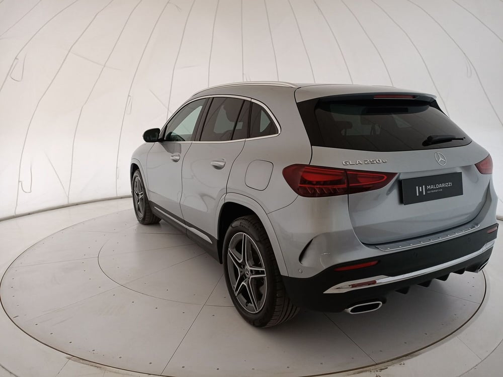 Mercedes-Benz GLA SUV usata a Lecce (4)