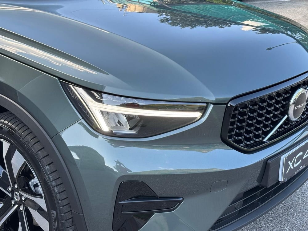 Volvo XC40 nuova a Como (3)