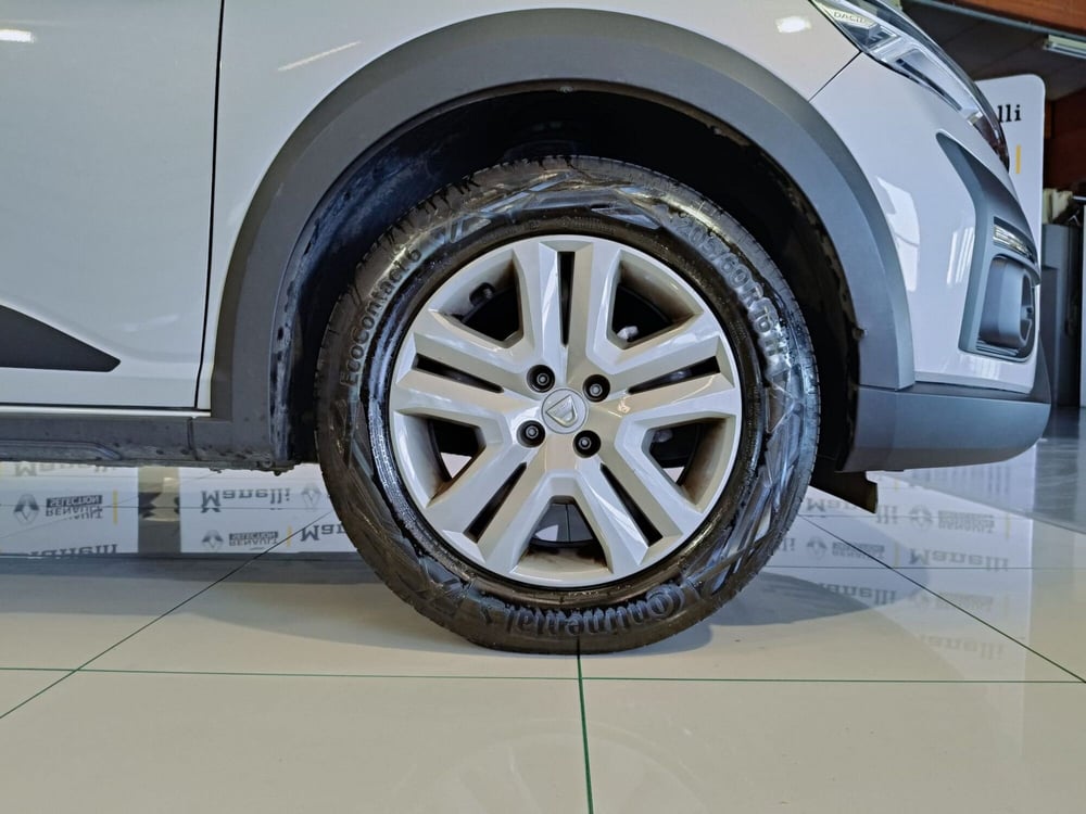 Dacia Jogger usata a Brescia (13)