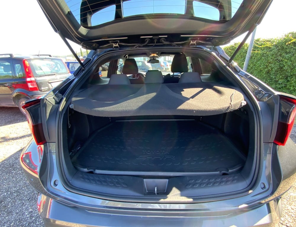 Toyota Toyota C-HR usata a Perugia (7)
