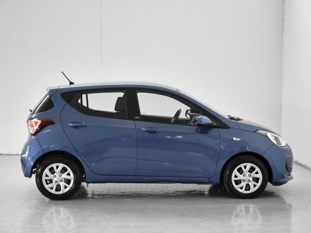 Hyundai i10 usata a Prato (5)