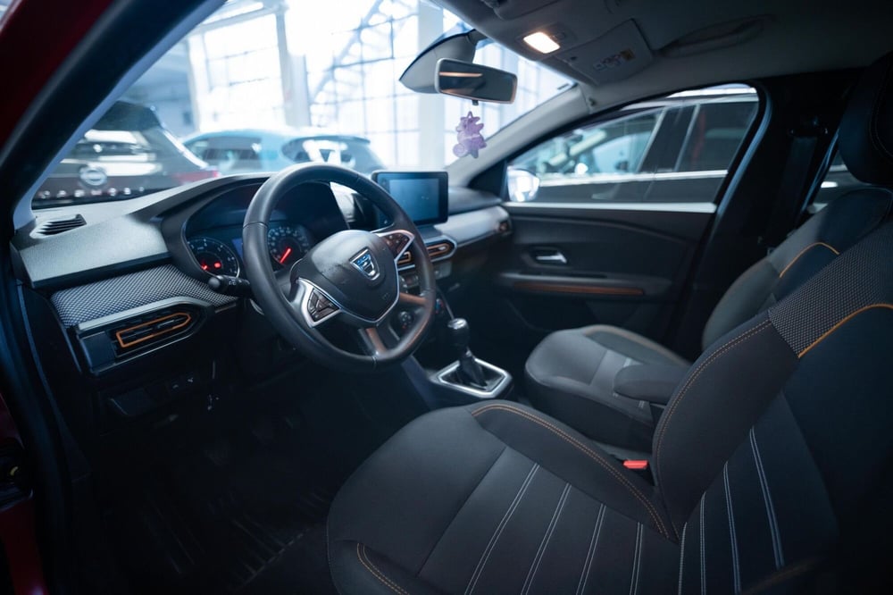 Dacia Sandero usata a Torino (5)