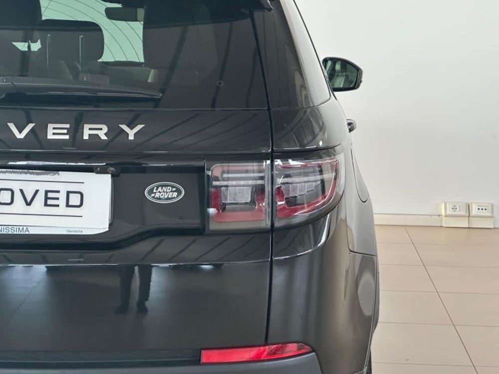 Land Rover Discovery Sport usata a Venezia (11)