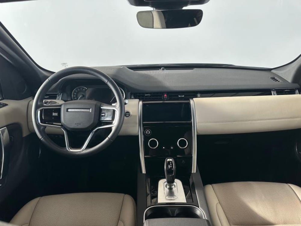 Land Rover Discovery Sport usata a Venezia (4)