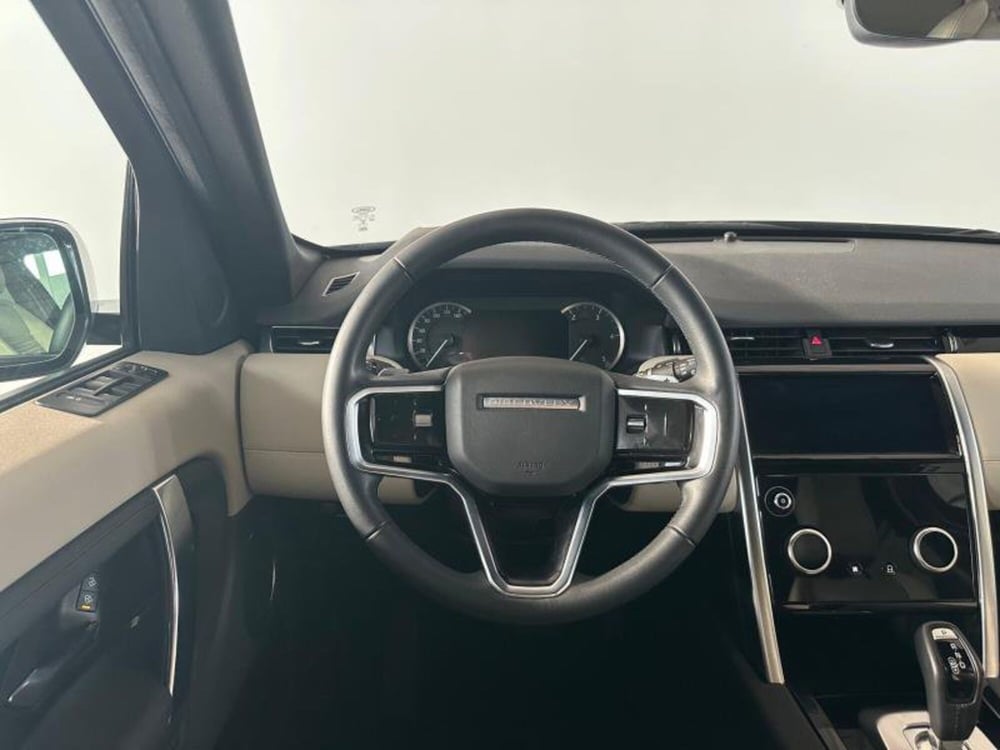 Land Rover Discovery Sport usata a Venezia (9)