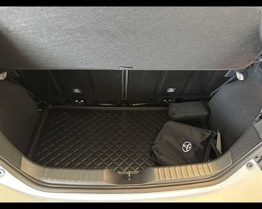 Toyota Aygo X nuova a Milano (13)