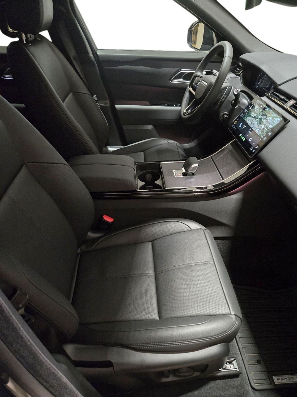 Land Rover Range Rover Velar usata a Frosinone (14)