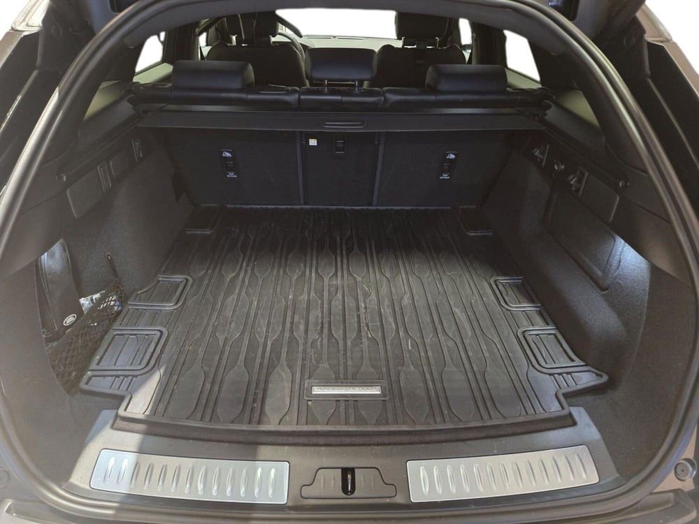 Land Rover Range Rover Velar usata a Frosinone (17)