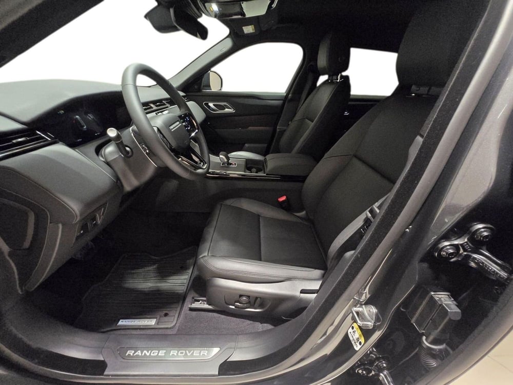 Land Rover Range Rover Velar usata a Frosinone (4)