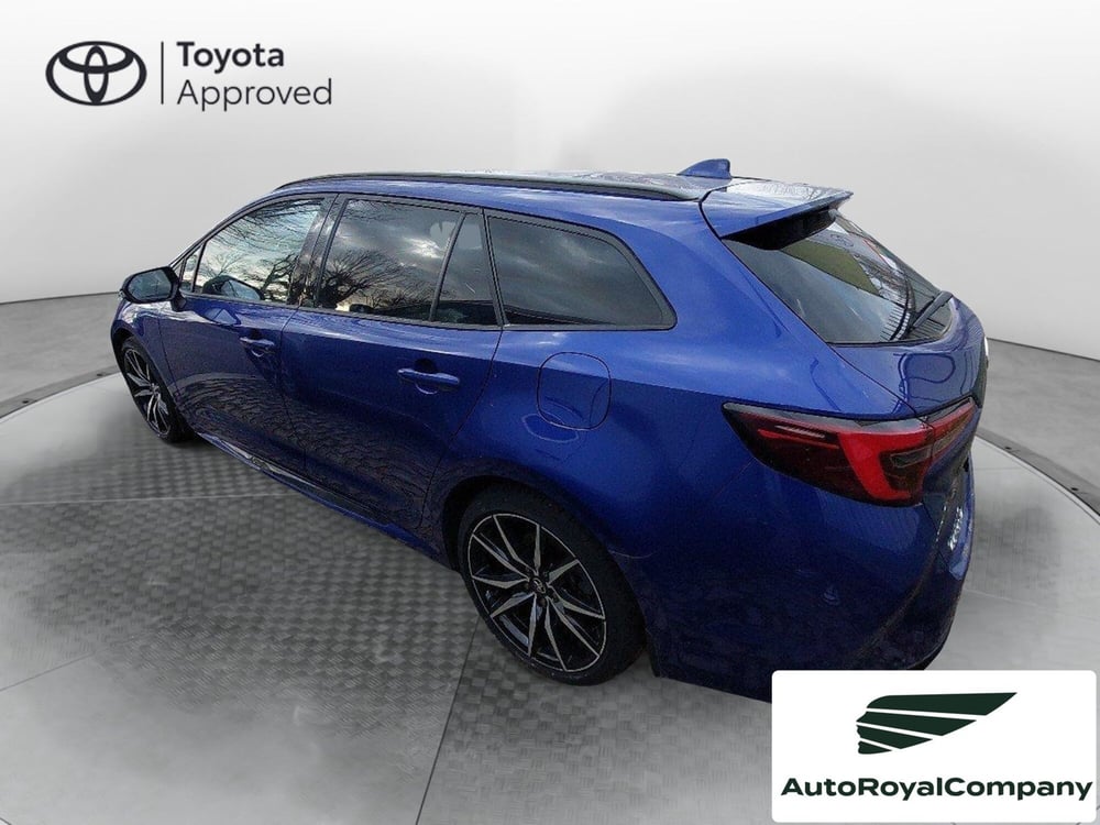 Toyota Corolla Touring Sports usata a Roma (4)