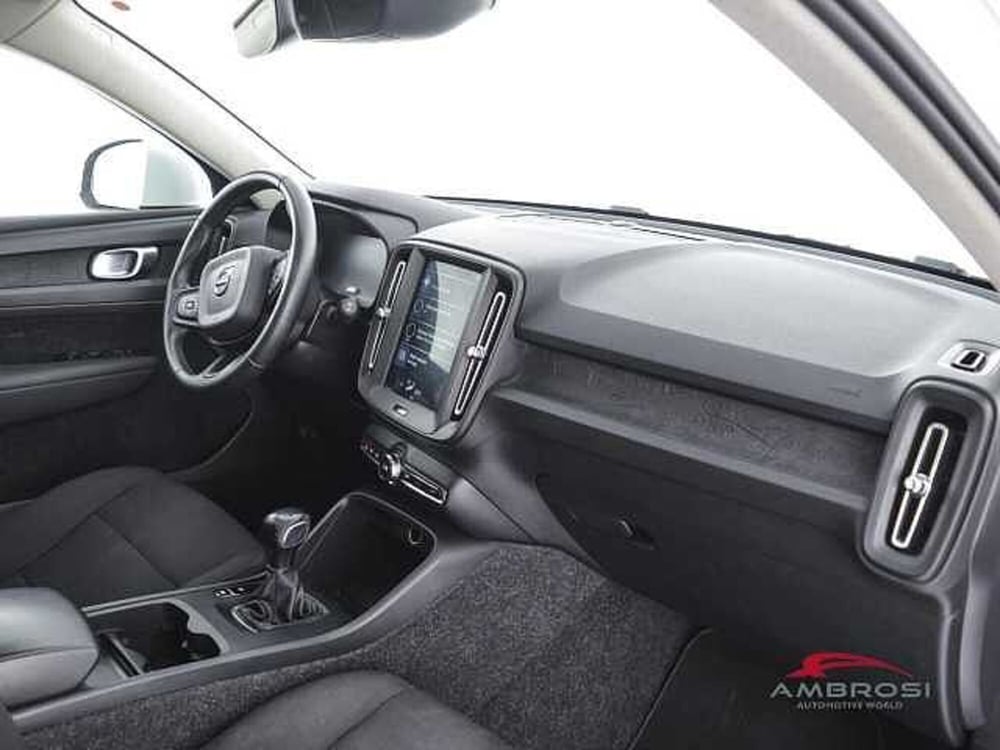 Volvo XC40 usata a Viterbo (12)