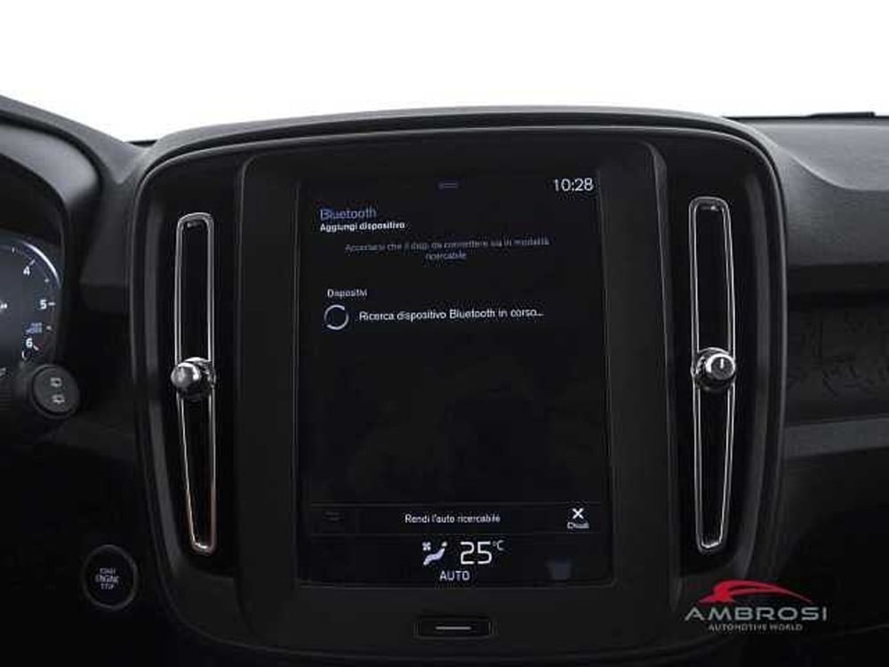 Volvo XC40 usata a Viterbo (16)