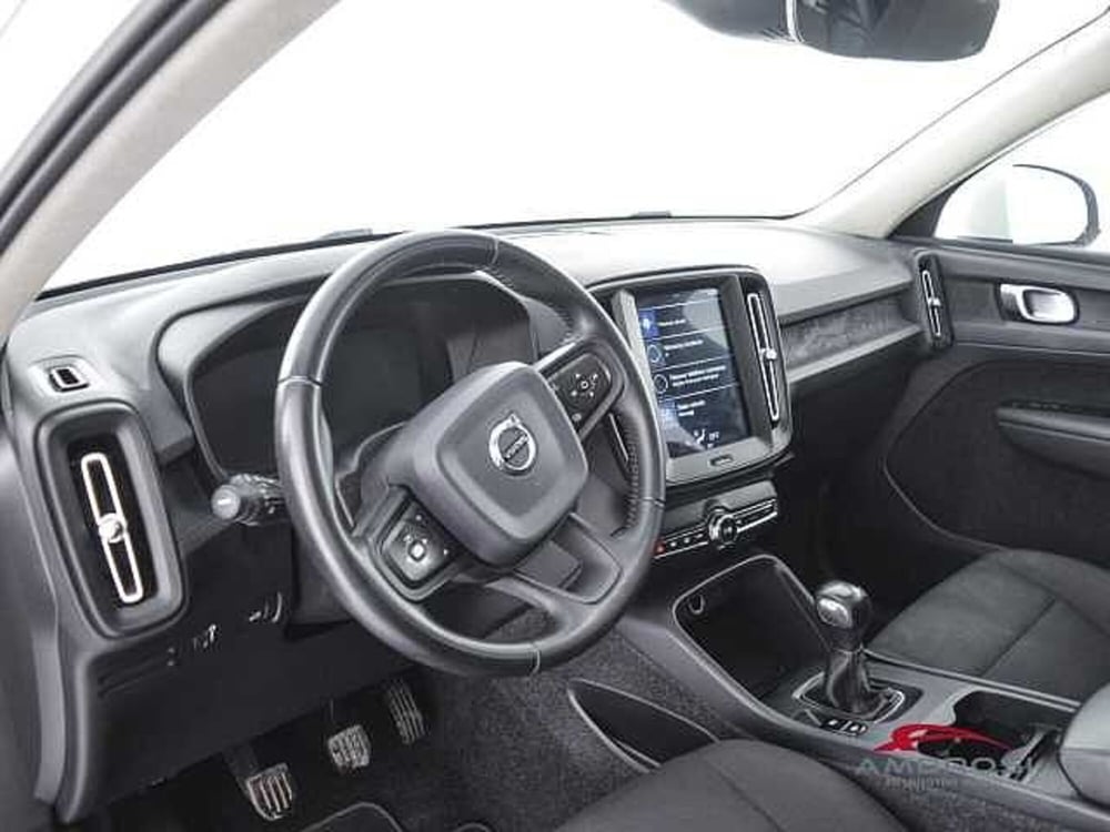 Volvo XC40 usata a Viterbo (8)