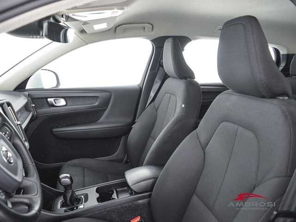 Volvo XC40 usata a Viterbo (9)