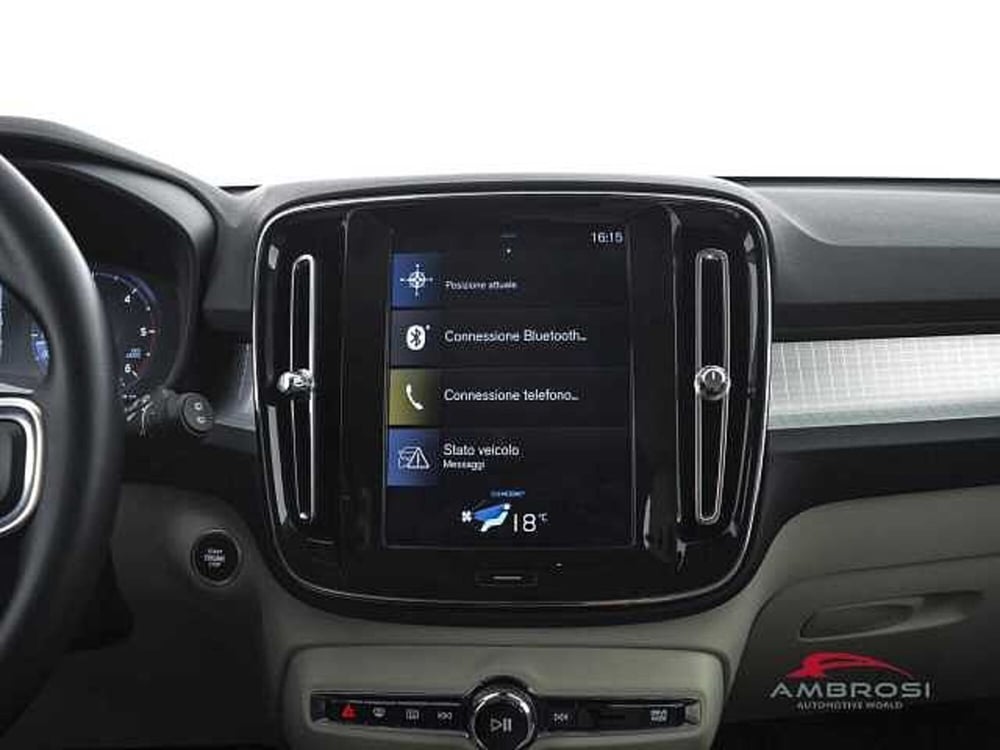 Volvo XC40 usata a Viterbo (18)