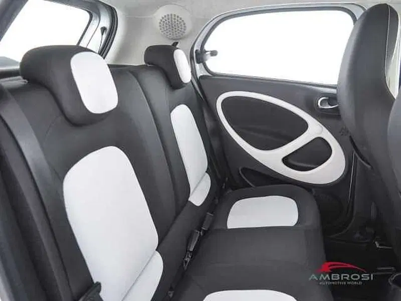 smart forfour usata a Viterbo (11)