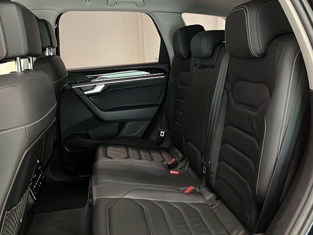 Volkswagen Touareg usata a Vicenza (12)