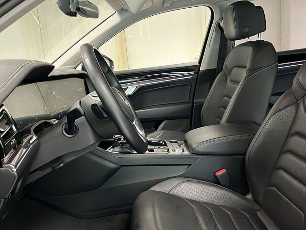 Volkswagen Touareg usata a Vicenza (13)