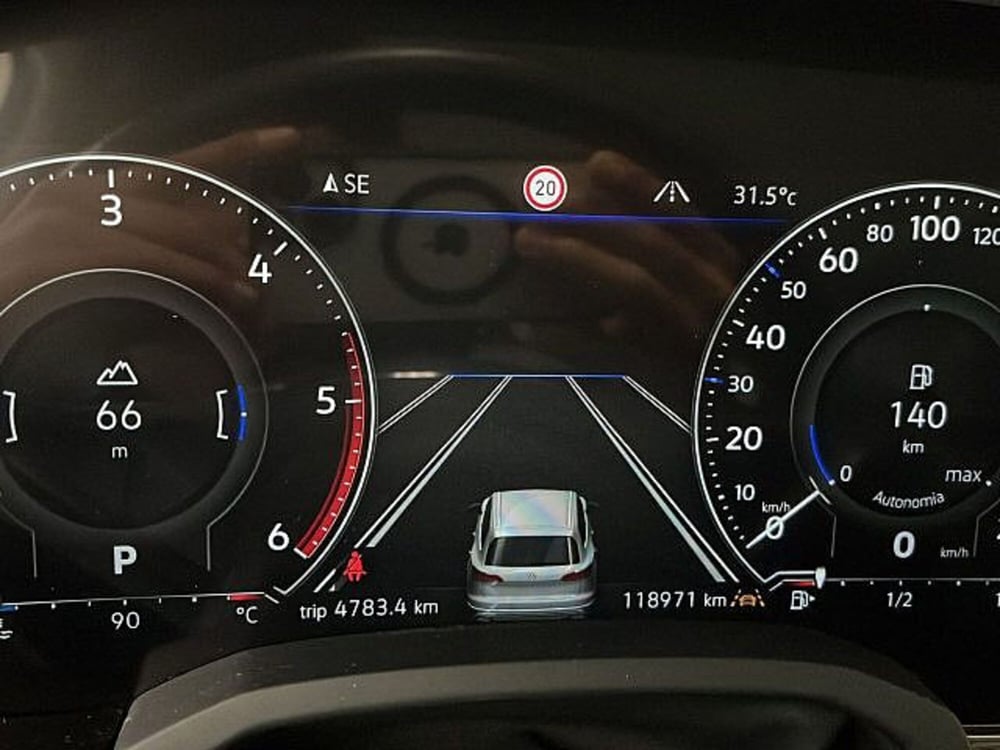 Volkswagen Touareg usata a Vicenza (14)