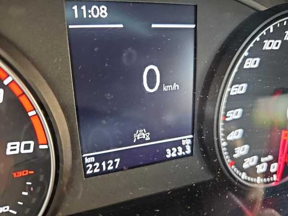SEAT Arona usata a Lecco (15)