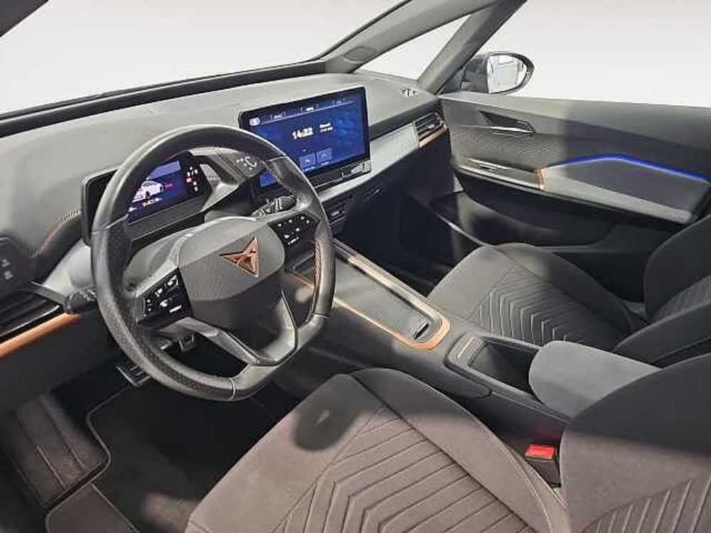 Cupra Born usata a Lecco (9)
