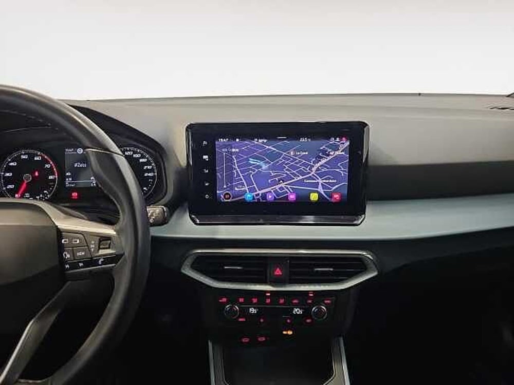 SEAT Arona usata a Lecco (10)