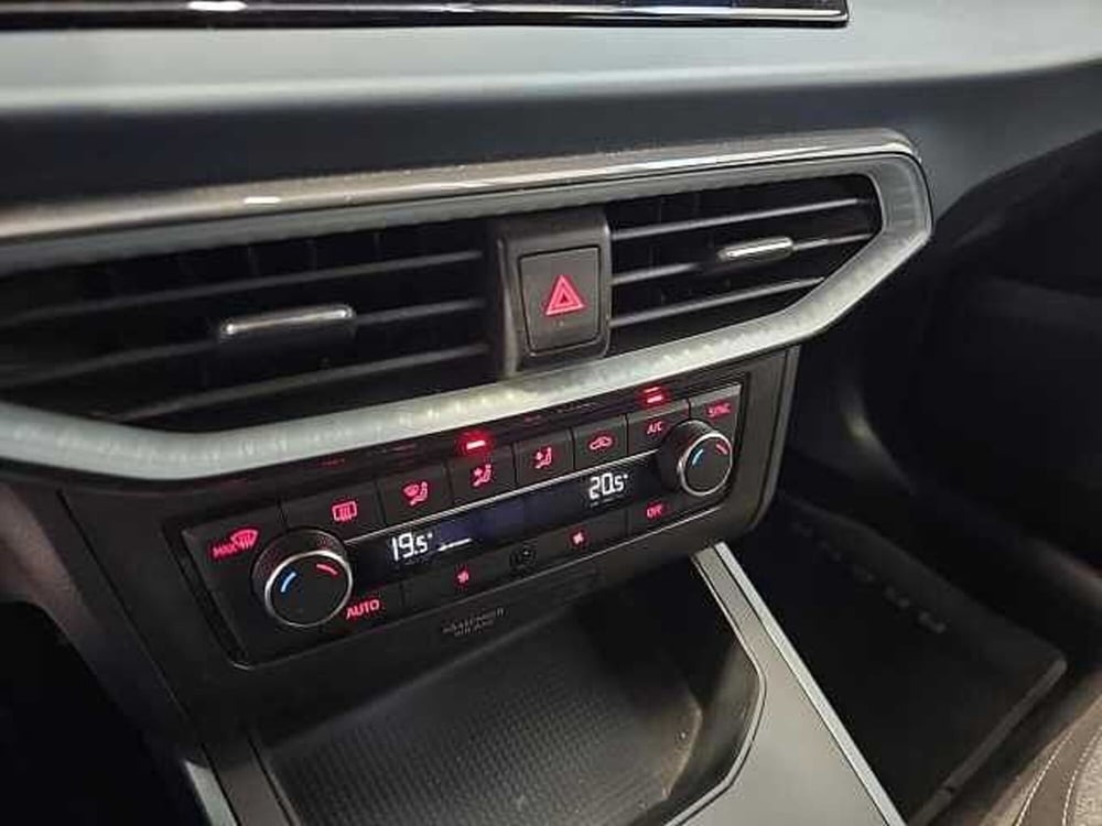 SEAT Arona usata a Lecco (19)